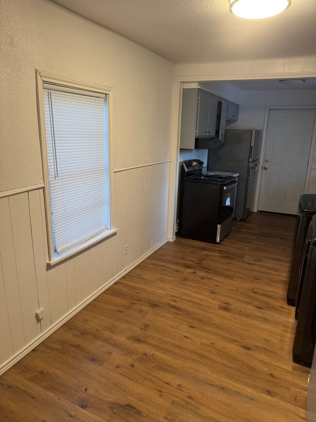 Building Photo - 1209 Martin Luther King Ave