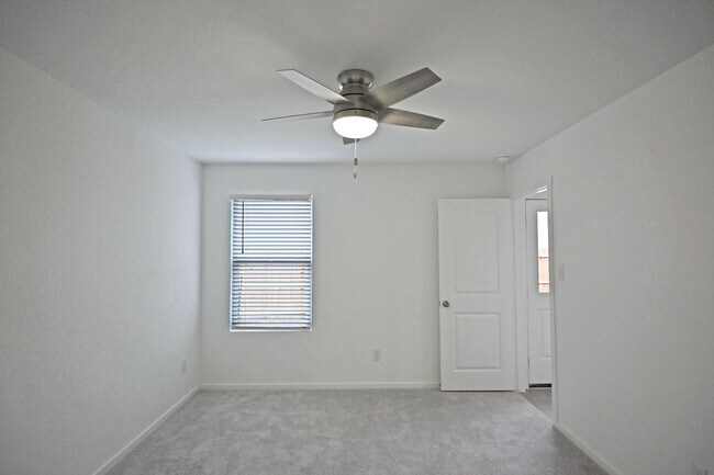 Building Photo - 14709 Mudstone St