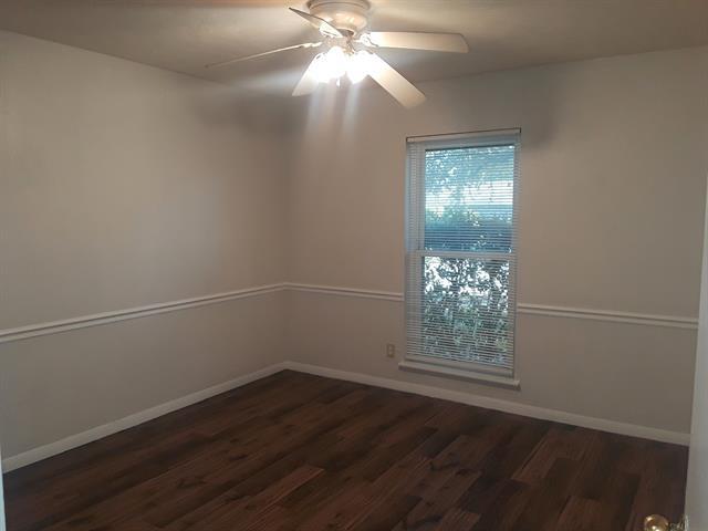 Building Photo - 553 Oldbridge Dr