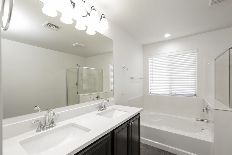 Building Photo - 10433 W Hammond Ln