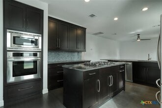 Building Photo - 10205 Open Gate Dr