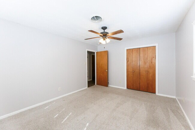 Building Photo - 5402 9th St