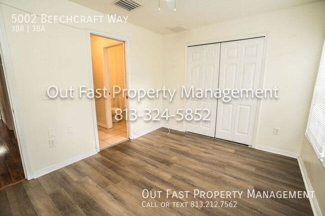 Building Photo - 5002 Beechcraft Way