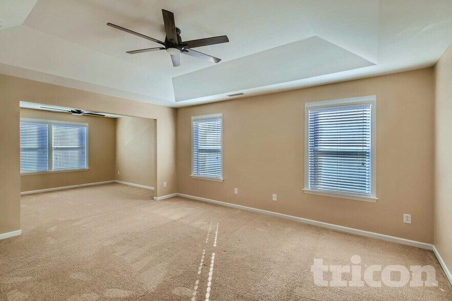 Building Photo - 2102 Eddie Massey Ln