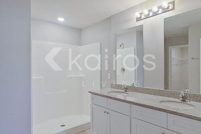 Building Photo - 4624 Malay Cir