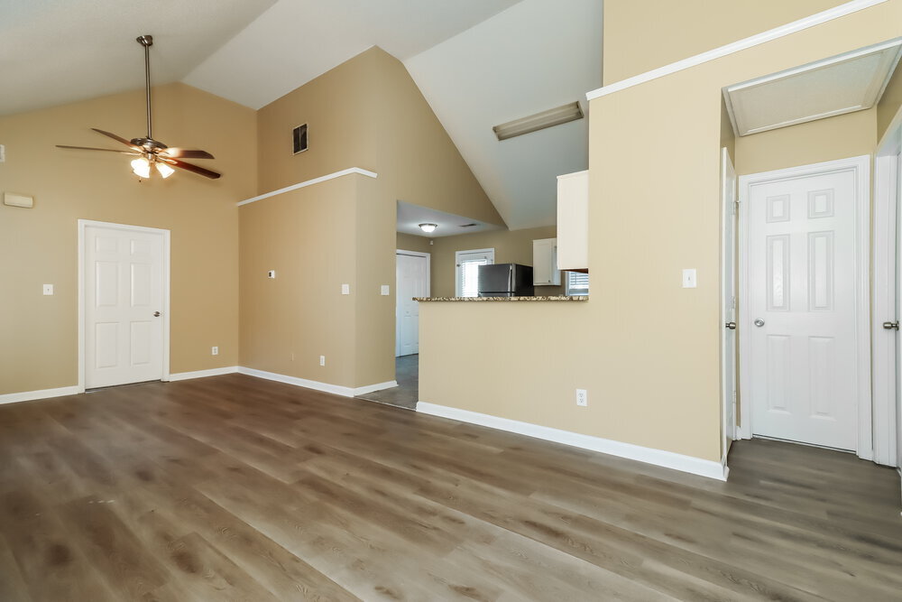 Building Photo - 1072 Abington Ct