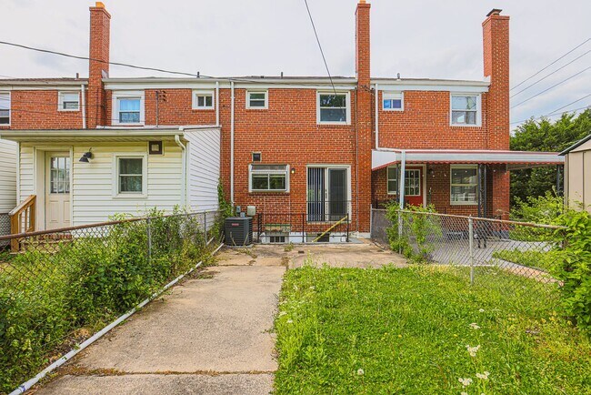 Building Photo - 1113 N Marlyn Ave