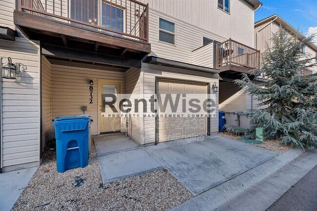 Building Photo - 8732 W Pine Valley Ln