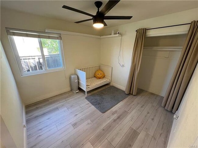Building Photo - Beautiful Single-Story Pool Home in the He...