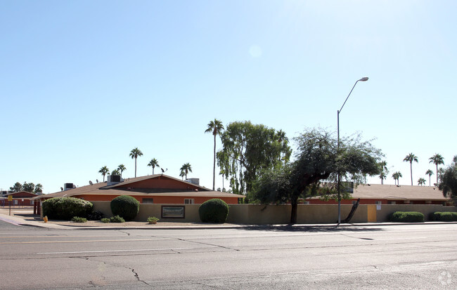 Building Photo - Roosevelt Plaza Apartments