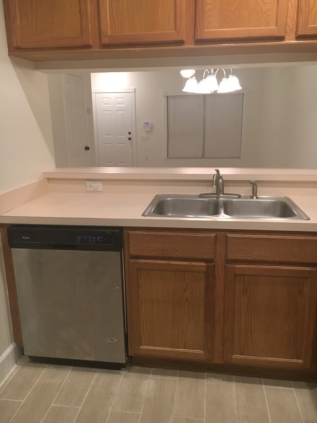 Building Photo - 8652 Hunters Key Cir