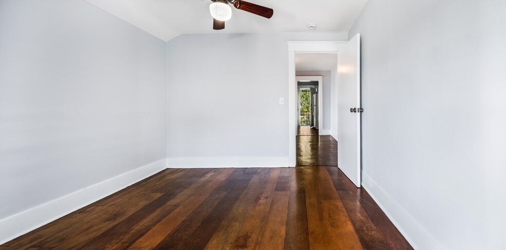 Bedroom 1 - 1100 Coronado Ter