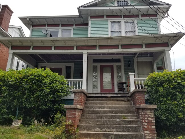 Front of house - 1124 Colquitt Ave NE