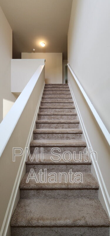 Building Photo - 651 Mill Creek Trail
