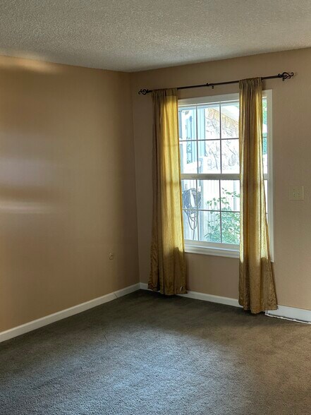 Living room - 2863 S Xanadu Way