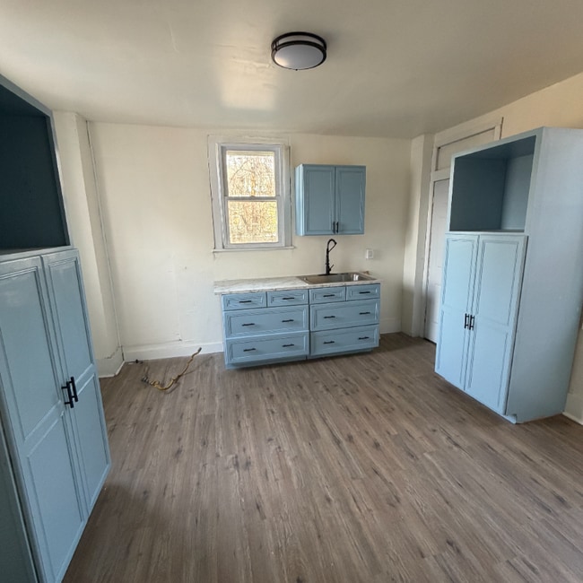 Building Photo - 7307 Idlewild St