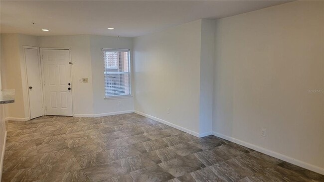 Building Photo - 486 N Pin Oak Pl