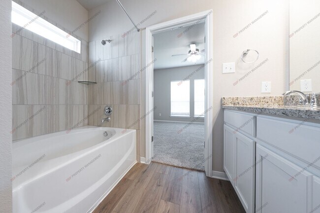 Building Photo - 5305 Friars Lp
