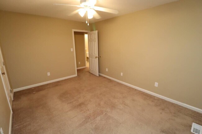 Building Photo - Best Value in Apex! Charming 3BR Half-Duplex Near Downtown