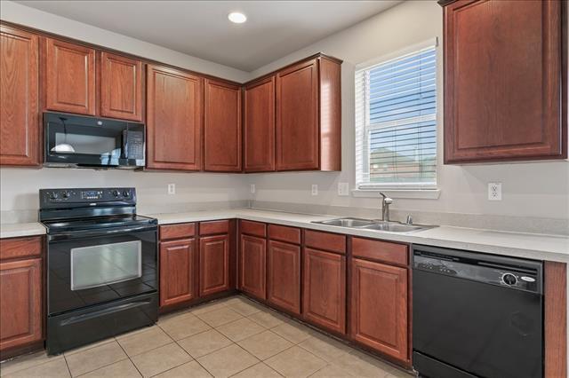 Building Photo - 8729 Noontide Dr