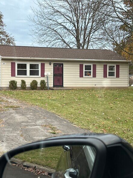 Building Photo - 369 Dehoff Dr