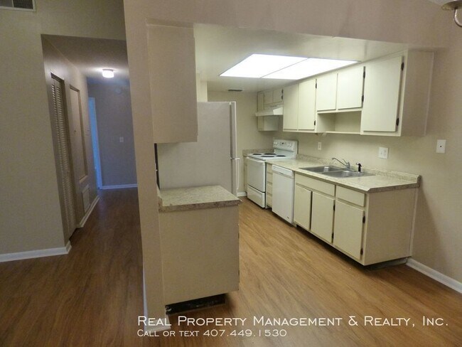 Building Photo - 2 BR / 2 BA Condo at Tamarind in Metrowest