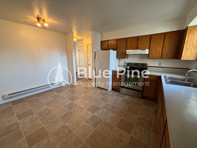 Building Photo - 2139 Meppen Dr