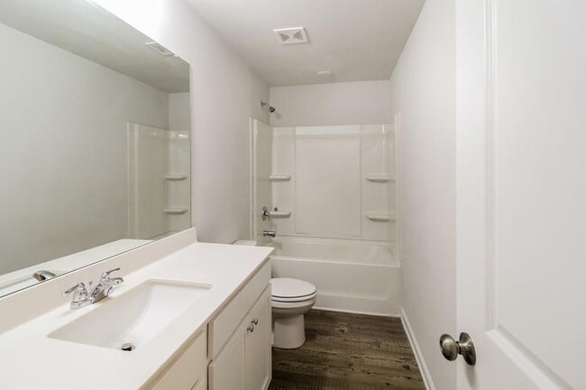 Building Photo - 177 Summerwood Ln