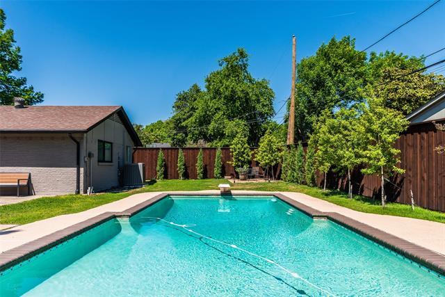 Building Photo - 3141 Palmdale Cir