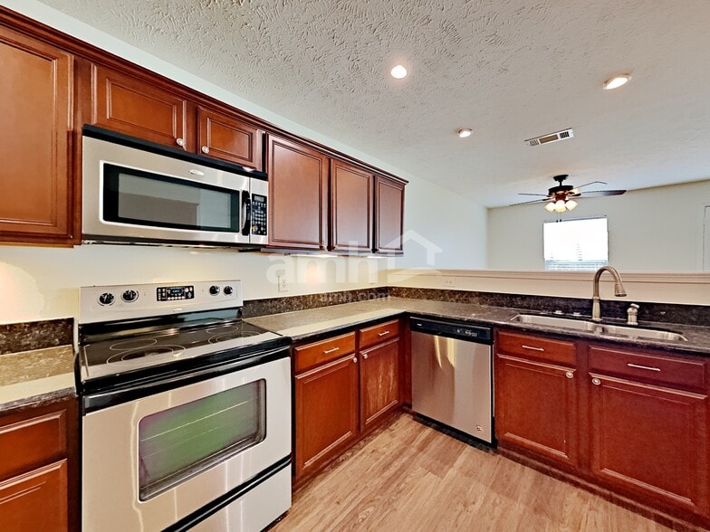 Building Photo - 3509 Juneberry Way