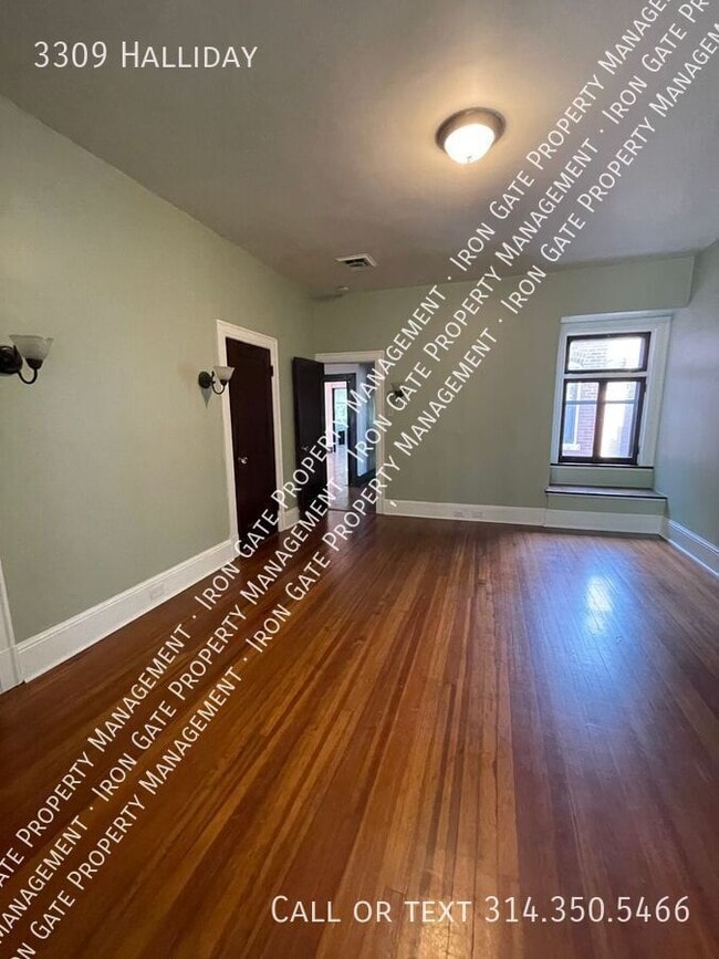 Building Photo - 3309 Halliday-