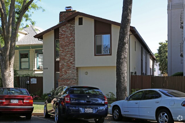 Building Photo - S Street