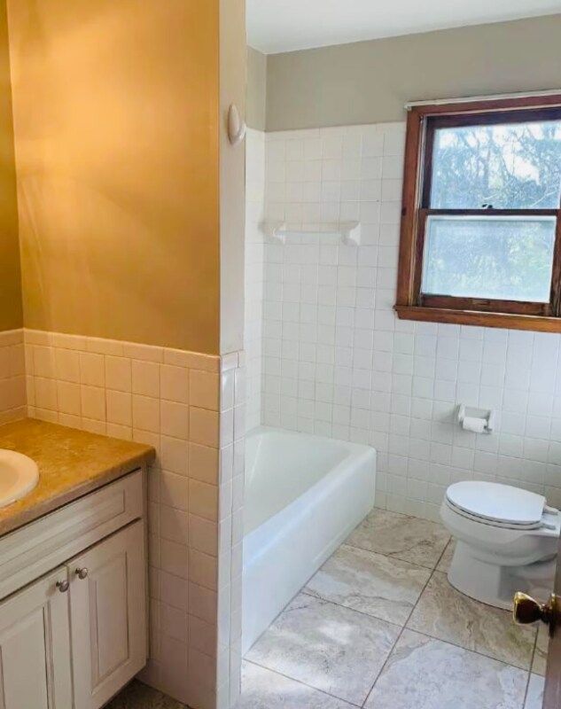 Building Photo - 1439 Fulton Ave