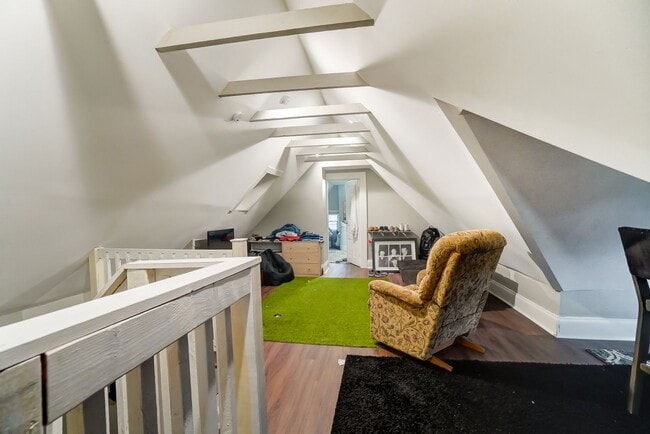 Building Photo - Large Clifton House For 2026-2027!