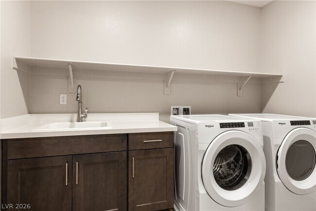 Building Photo - 132 Los Cabos Dr