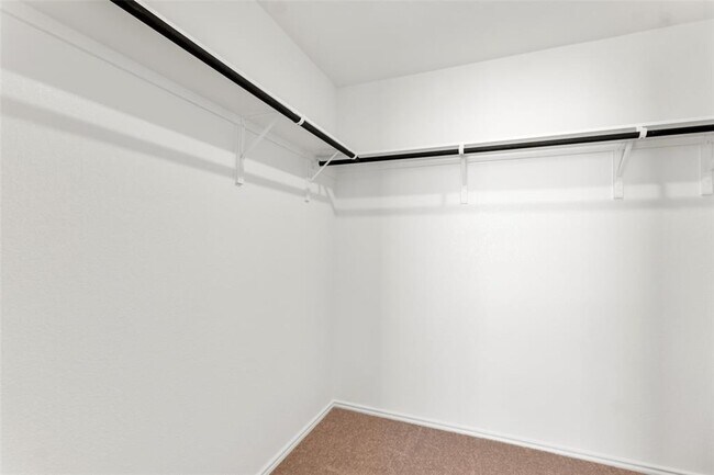 Building Photo - 625 Waterway Ave