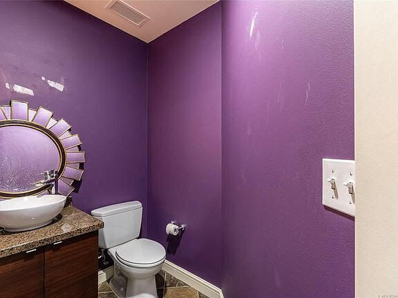 Building Photo - 5900 Mosteller Dr