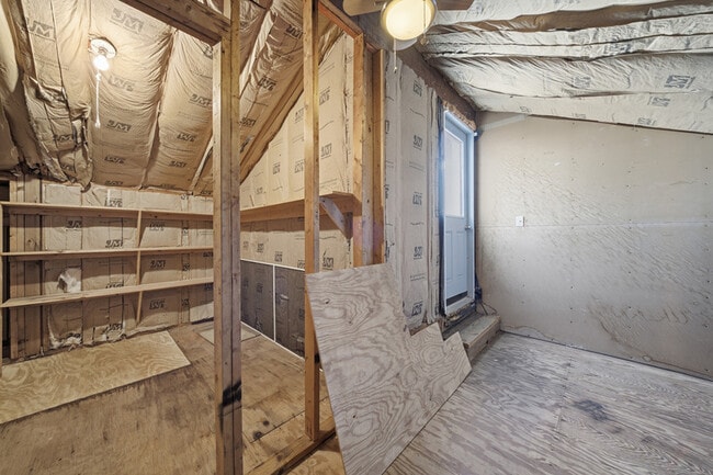 Building Photo - 824 W Ocean View Ave