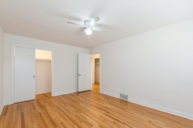Building Photo - 5018 Dobson St