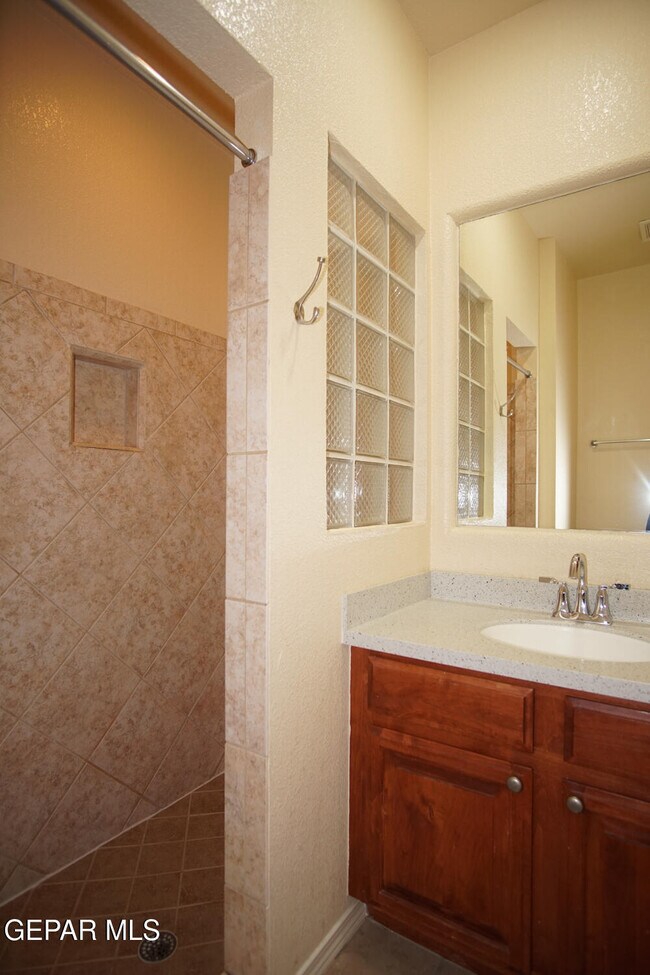 Building Photo - 6321 Franklin Gate Dr