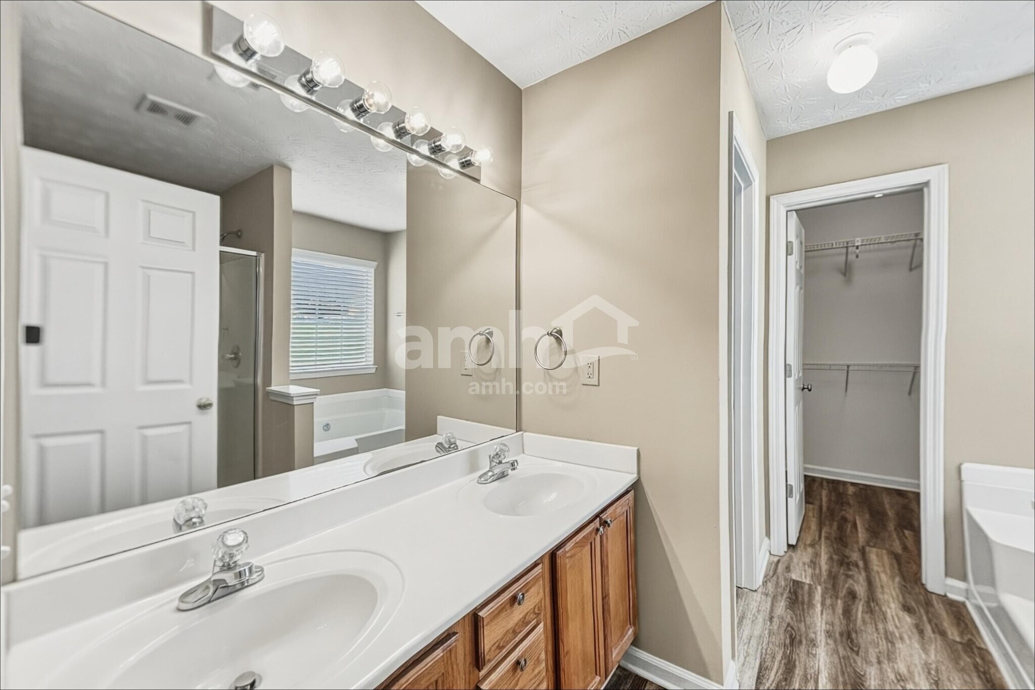 Building Photo - 2143 Andrewood Pl
