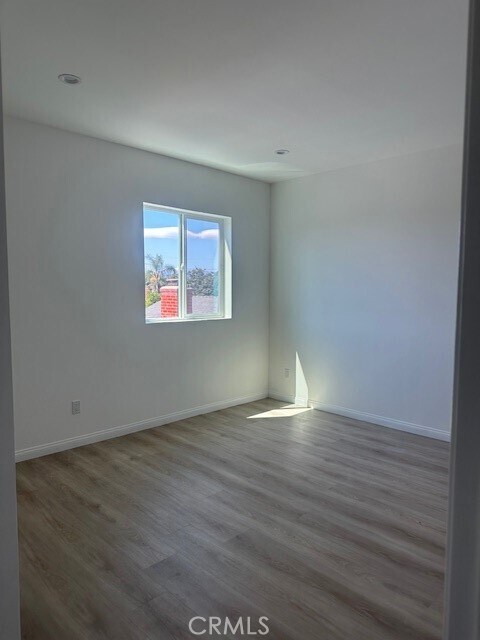 Building Photo - 8136 Alcove Ave