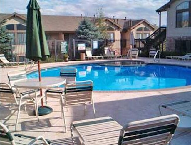 Building Photo - 2117 Denton Grove