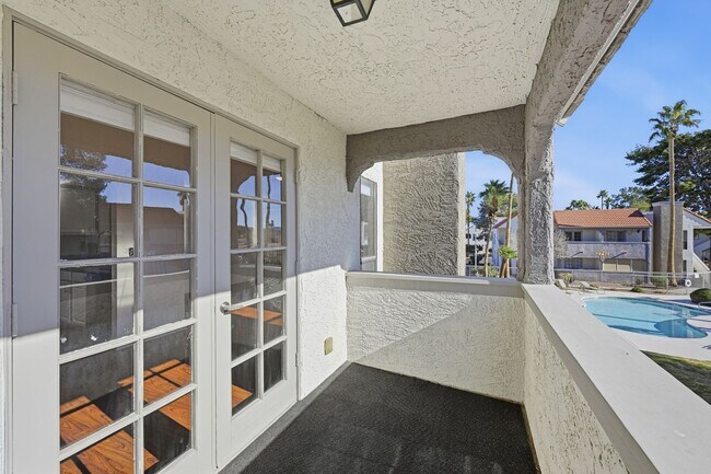 Building Photo - Status: Accepting Applications