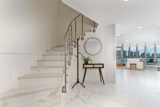 Building Photo - 17301 Biscayne Blvd
