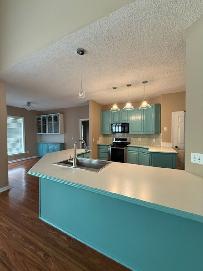 Building Photo - Check this beauiful Home for Rent **$200 off July's rent**