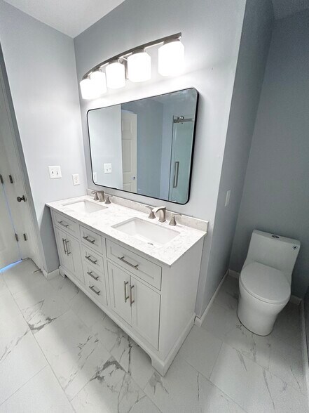 Building Photo - 331 Assembly Point Ct