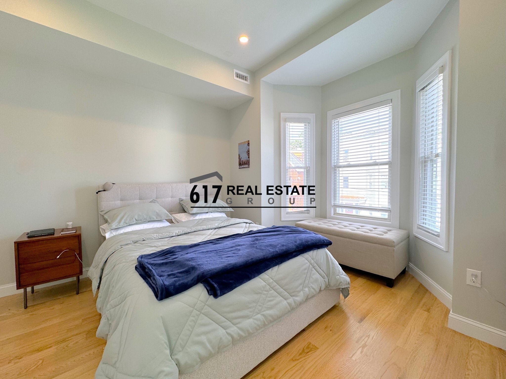 Building Photo - 58 Springfield St