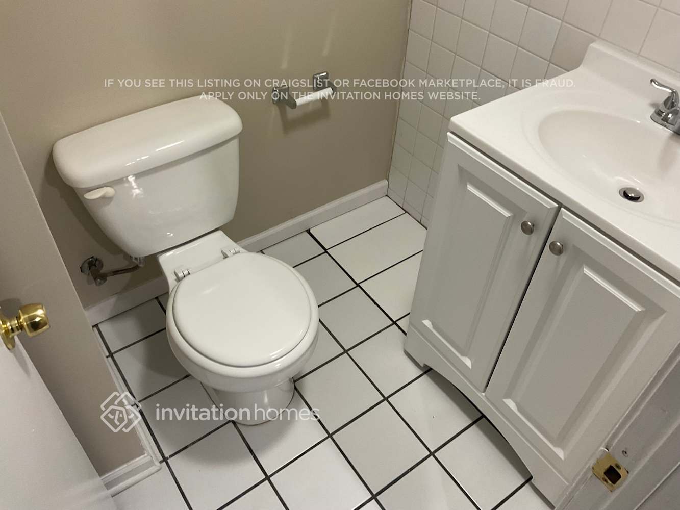 Building Photo - 5431 S Natoma Ave