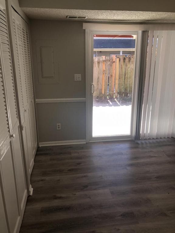Building Photo - 126 Oakmont Dr